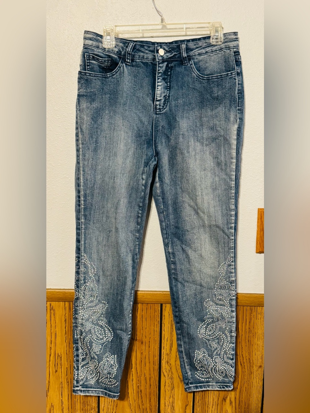 Soft Surrounding Women's size 10 Embellished denim Jeans